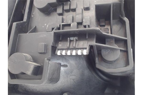 Recambio de piloto trasero derecho para rover 400 fastback (rt) 416 si referencia OEM IAM   