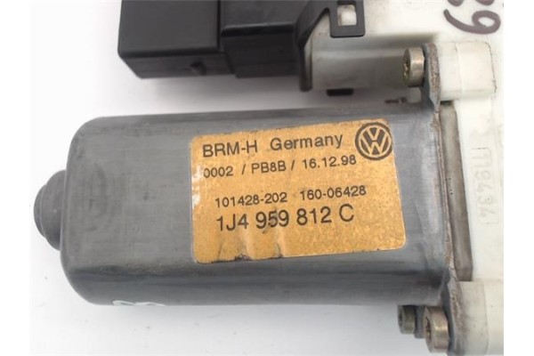 Recambio de motor elevalunas trasero derecho para volkswagen golf iv berlina (1j1) referencia OEM IAM (1J4959812C)  