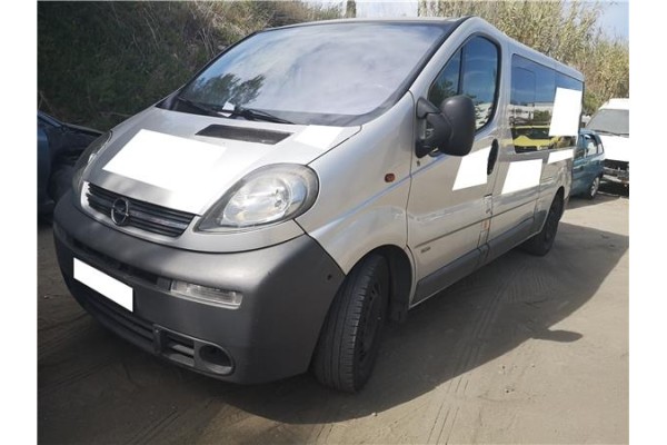 opel vivaro (2001) del año 