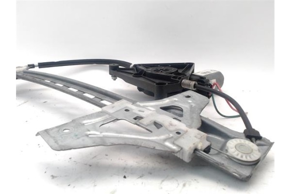 Recambio de elevalunas electrico delantero derecho para citroen c1 1.2 feel referencia OEM IAM B001019380 B000848280 
