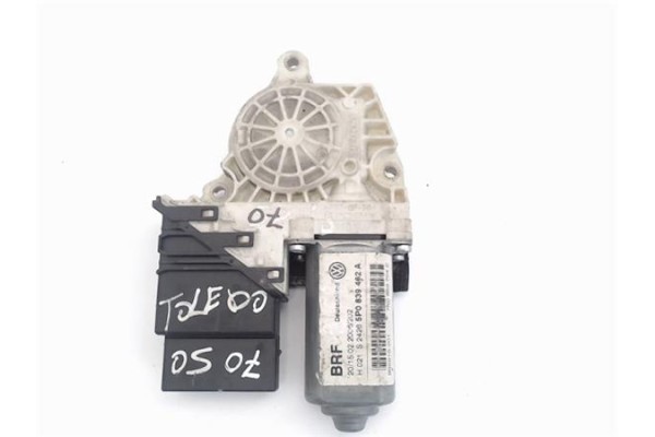 Recambio de motor elevalunas trasero derecho para seat toledo (5p2) referencia OEM IAM (1K0959704E) (5P0839462A) 