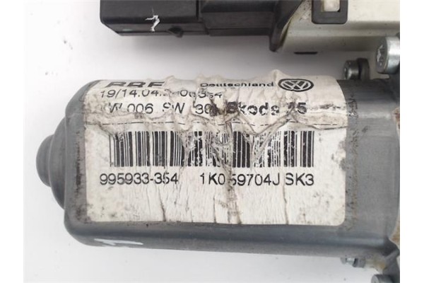 Recambio de motor elevalunas trasero derecho para skoda octavia berlina (1z3) referencia OEM IAM (1K0959704J)  