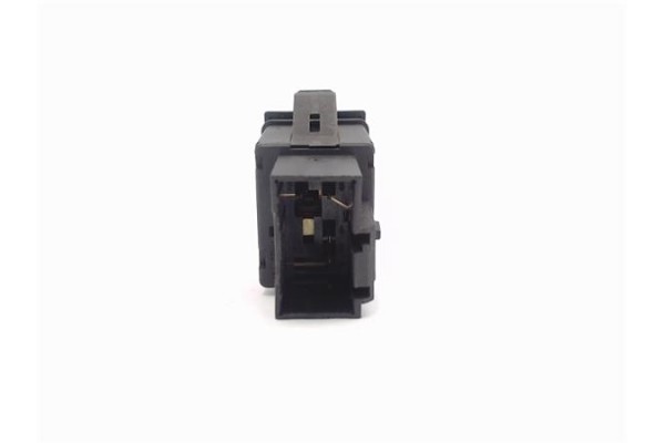 Recambio de interruptor luces emergencia para volkswagen polo iv (9n1) referencia OEM IAM 6Q0953235A  6Q0953235 , AUDI