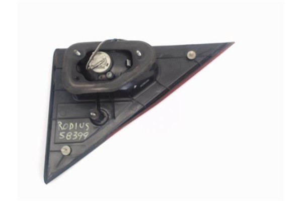 Recambio de piloto porton trasero izquierdo para ssangyong rodius 2700 referencia OEM IAM   