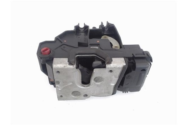 Recambio de cierre electromagnetico delantero derecho para citroen c2 1.4 hdi referencia OEM IAM 9136Q6  