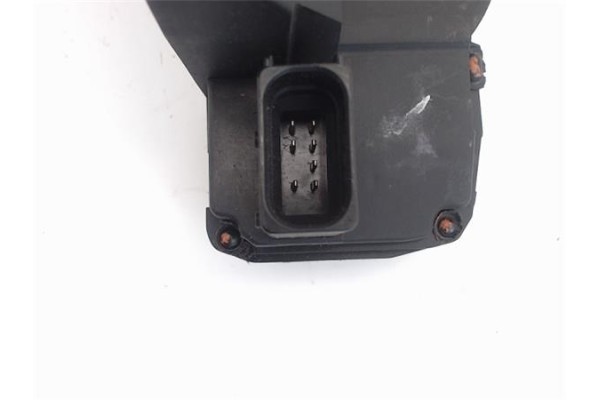 Recambio de cierre electromagnetico delantero derecho para citroen c2 1.4 hdi referencia OEM IAM 9136Q6  