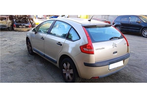citroen c4 berlina del año 2006