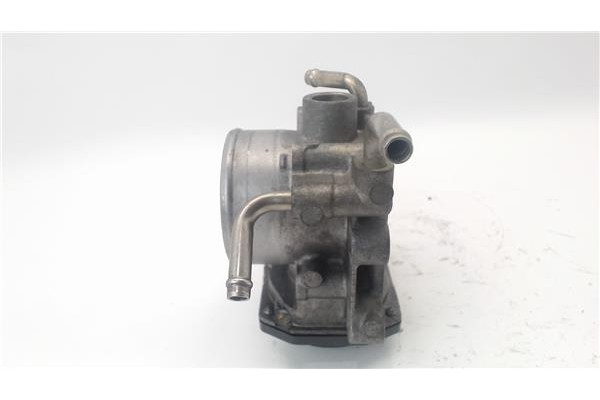 Recambio de caja mariposa aire para toyota avensis berlina (t22) 2.0 vvt-i referencia OEM IAM 2203028050  
