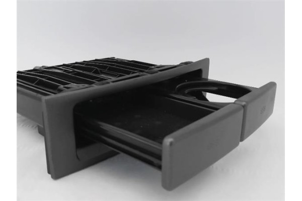 Recambio de portaobjetos consola central para alfa romeo gt (125) 1.9 jtd referencia OEM IAM 156073298  