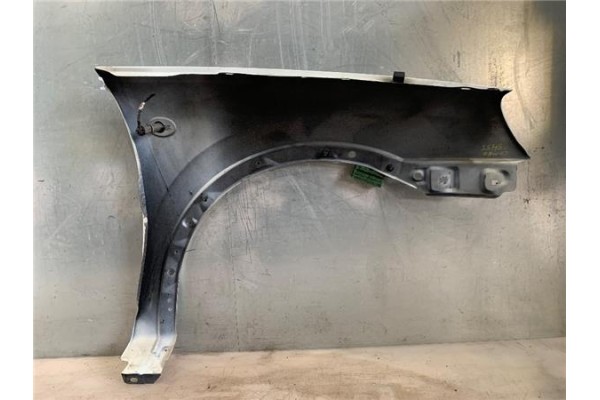 Recambio de aleta delantero izquierda para opel combo (corsa c) 1.7 dti 16v referencia OEM IAM 631017581R  