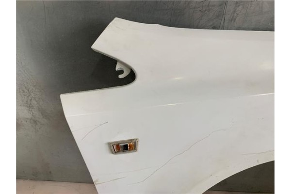 Recambio de aleta delantero derecha para opel corsa d 1.3 cdti referencia OEM IAM 6102362 L03643 93189644 , OPEL