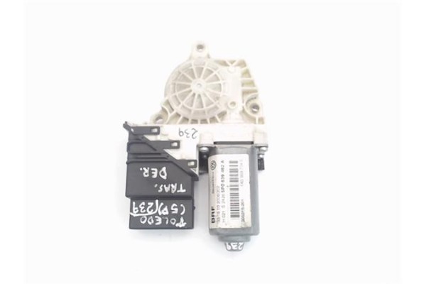 Recambio de motor elevalunas trasero derecho para seat toledo (5p2) referencia OEM IAM (1K0959704E) (993425-200) (5P0839462A) 