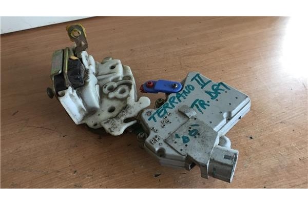 Recambio de cierre electromagnetico trasero derecho para nissan terrano/terrano ii (r20)(1993) 2.7 comfort plus [2,7 ltr. - 92 k