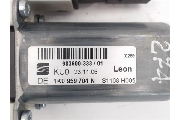 Recambio de motor elevalunas trasero derecho para seat leon (1p1) referencia OEM IAM 1K0959704N 973624-105 