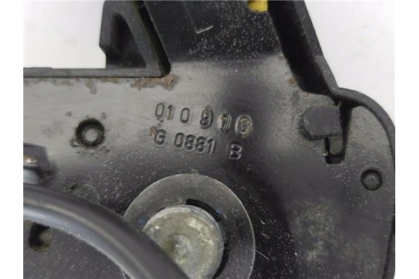 Recambio de anclaje cinturon delantero izquierdo para opel corsa c 1.7 dti referencia OEM IAM 197341 09114885 