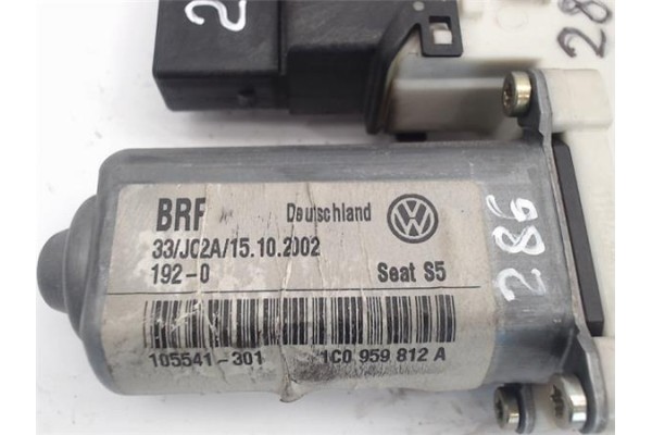 Recambio de motor elevalunas trasero derecho para seat leon (1m1) referencia OEM IAM 1C0959812A 105407-301 
