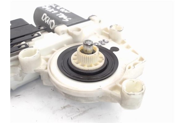 Recambio de motor elevalunas trasero derecho para seat leon (1m1) referencia OEM IAM 1C0959812A 105407-301 