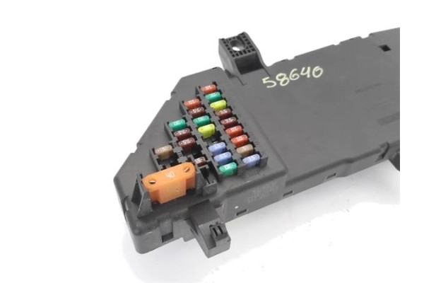 Recambio de caja fusibles/rele para saab 9-3 berlina 1.9 tid referencia OEM IAM 12757999  