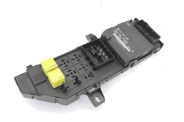 Recambio de caja fusibles/rele para saab 9-3 berlina 1.9 tid referencia OEM IAM 12757999  