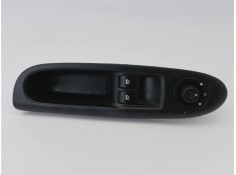 Recambio de mando elevalunas delantero izquierdo para renault clio ii fase i (b/cb0) 1.5 dci (b/cb07) referencia OEM IAM 8200084
