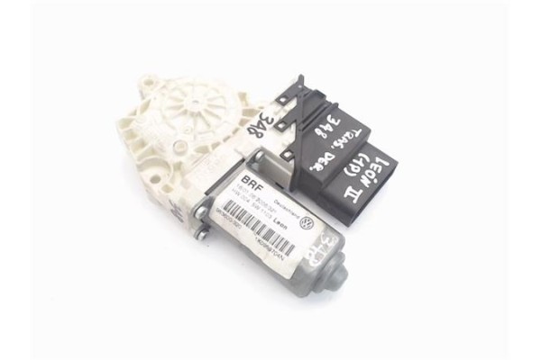 Recambio de motor elevalunas trasero derecho para seat leon (1p1) referencia OEM IAM (1K0959704N) (973624-101)  Recambio de motor elevalunas trasero derecho para seat leon (1p1) referencia OEM IAM (1K0959704N) (973624-101)