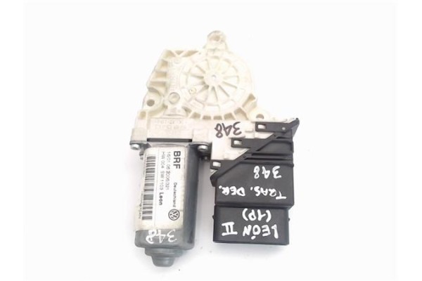 Recambio de motor elevalunas trasero derecho para seat leon (1p1) referencia OEM IAM (1K0959704N) (973624-101)  Recambio de motor elevalunas trasero derecho para seat leon (1p1) referencia OEM IAM (1K0959704N) (973624-101)