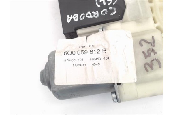 Recambio de motor elevalunas trasero derecho para seat cordoba berlina (6l2) referencia OEM IAM (6Q0959812B) (986037-107) 