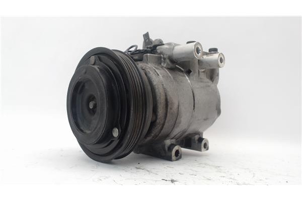 Recambio de compresor aire acond. para hyundai coupe (gk) 1.6 16v referencia OEM IAM 977012C000  977013E300 , KIA