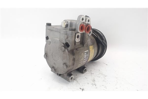 Recambio de compresor aire acond. para hyundai coupe (gk) 1.6 16v referencia OEM IAM 977012C000  977013E300 , KIA