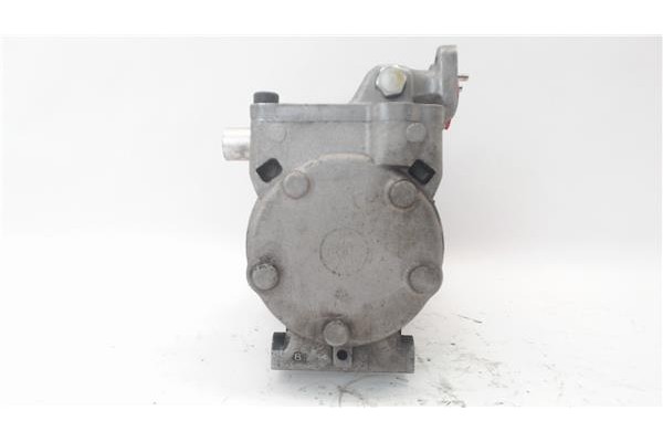 Recambio de compresor aire acond. para hyundai coupe (gk) 1.6 16v referencia OEM IAM 977012C000  977013E300 , KIA