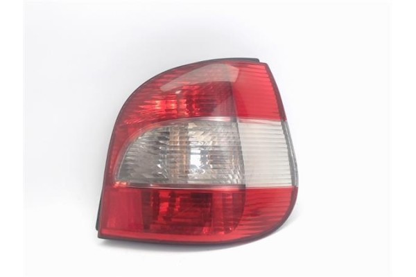 Recambio de piloto trasero derecho para renault megane i (ba0/1_) 1.6 16v (ba11, ba04, ba0b, ba1j) referencia OEM IAM 7701042409