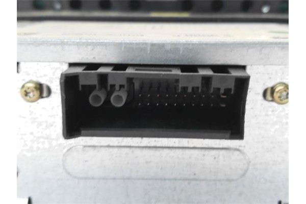 Recambio de radio / cd para saab 9-3 berlina 1.9 tid referencia OEM IAM 12758076 12761295AA 
