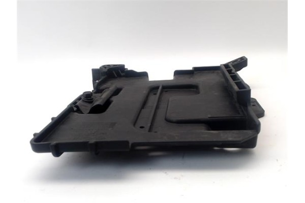 Recambio de soporte bateria para kia ceed (jd) 1.4 concept referencia OEM IAM 37150A2000  