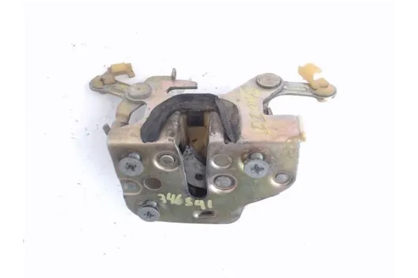 Recambio de cierre electromagnetico trasero derecho para nissan patrol station wagon (w260) 2.8 d 4x4 referencia OEM IAM 8250205