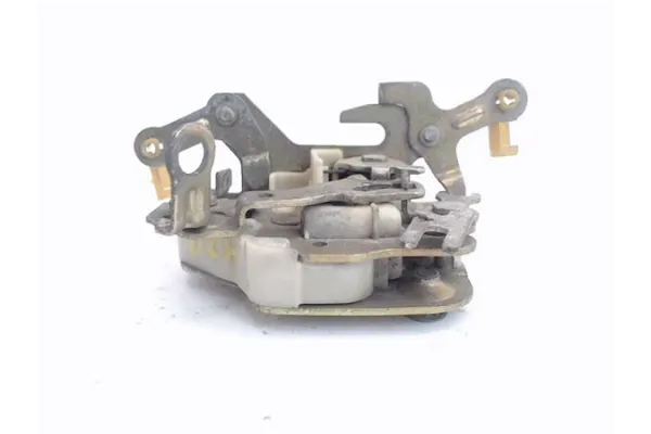 Recambio de cierre electromagnetico trasero derecho para nissan patrol station wagon (w260) 2.8 d 4x4 referencia OEM IAM 8250205