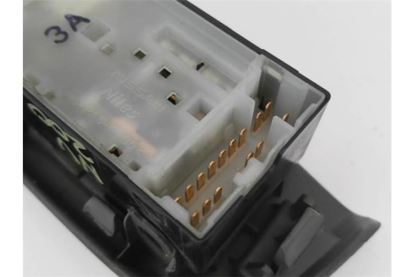 Recambio de mando elevalunas delantero izquierdo para nissan nv200 /evalia (m20/m) 1.5 nv200 furgón basic referencia OEM IAM 254