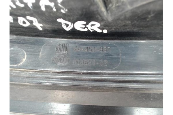 Recambio de piloto trasero derecho para opel astra h berlina referencia OEM IAM 24-451-837 008653-02 