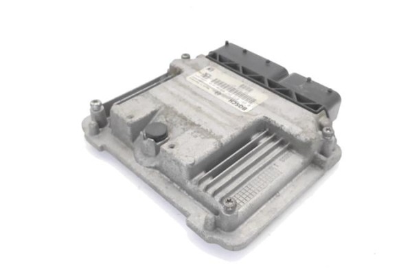Recambio de centralita para saab 9-3 berlina 1.9 tid referencia OEM IAM 281012247  