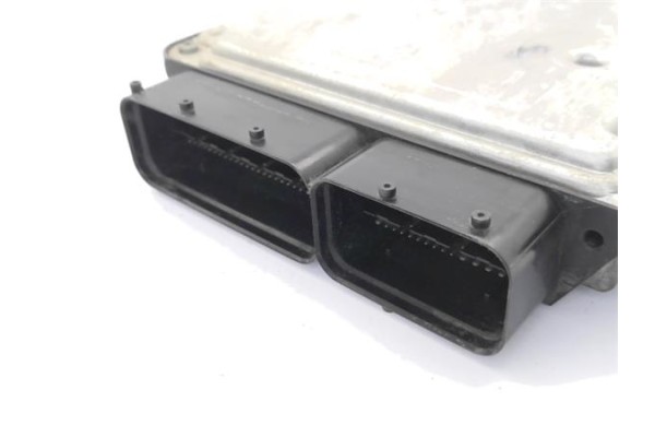 Recambio de centralita para saab 9-3 berlina 1.9 tid referencia OEM IAM 281012247  