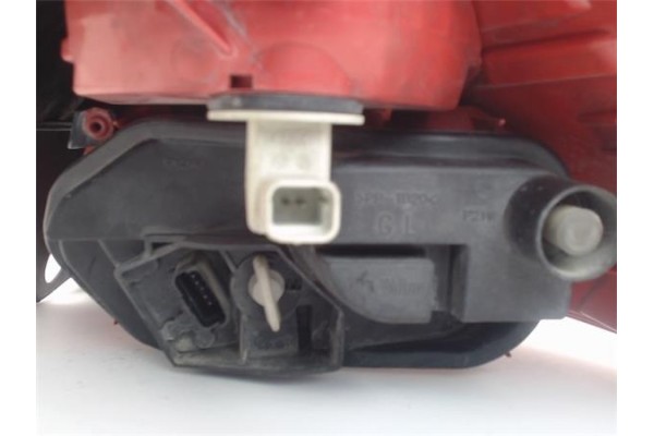 Recambio de piloto trasero izquierdo para renault megane ii (bm0/1_, cm0/1_) 1.9 dci referencia OEM IAM 8200413216 2232228 
