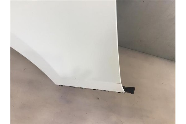 Recambio de aleta delantero izquierda para bmw serie 1 berlina (e81/e87) 118d referencia OEM IAM 41357133227 L00178 41357133228 