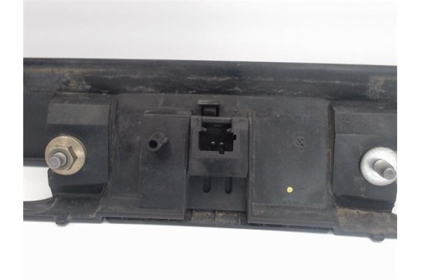 Recambio de maneta exterior porton para peugeot 207 1.6 confort referencia OEM IAM 8742L0  
