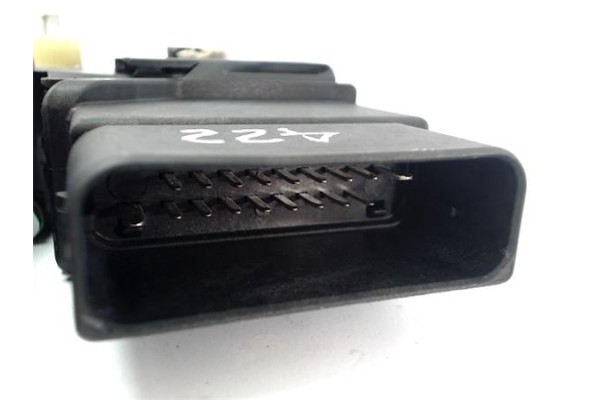 Recambio de motor elevalunas trasero derecho para volkswagen golf v plus (5m1) 1.9 bluemotion edition referencia OEM IAM 5M08394