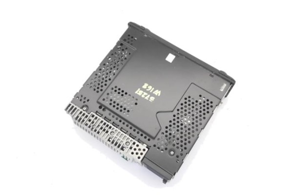Recambio de radio / cd para mercedes-benz clase a (bm 168) 1.9 190 (168.032) referencia OEM IAM A1708200386 A1708200186 