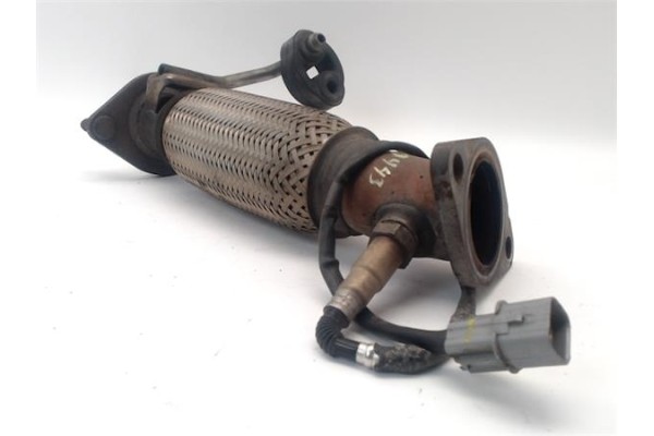 Recambio de tubo escape central para kia ceed (jd) 1.4 concept referencia OEM IAM 28600A2000  