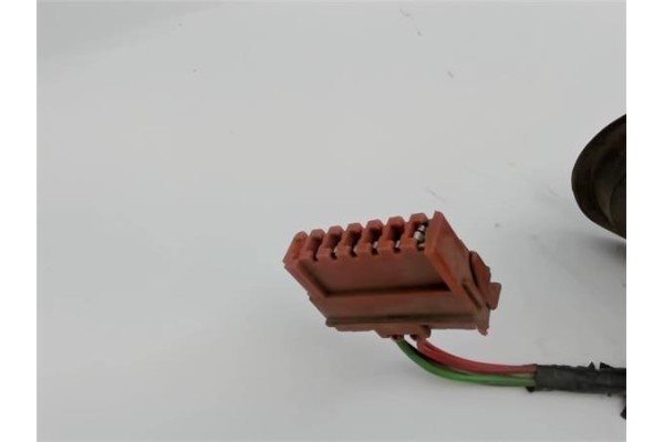 Recambio de retrovisor electrico derecho para peugeot 306 3/5 pt. / 4 pt. (s2) referencia OEM IAM    Recambio de retrovisor electrico derecho para peugeot 306 3/5 pt. / 4 pt. (s2) referencia OEM IAM