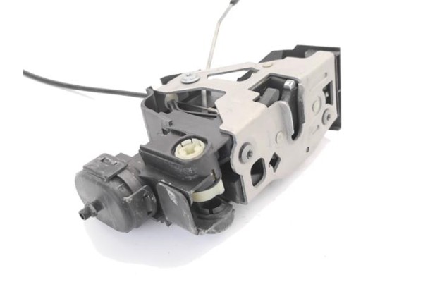 Recambio de cierre electromagnetico delantero derecho para mercedes-benz clase a (bm 168) 1.9 190 (168.032) referencia OEM IAM A