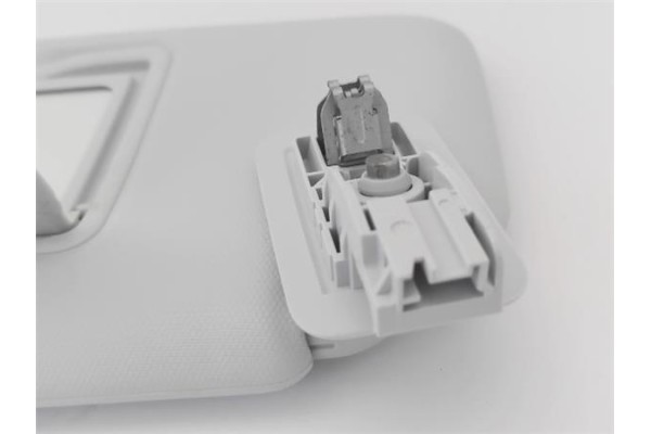 Recambio de parasol izquierdo para peugeot 2008 1.2 access referencia OEM IAM 16079196PR 16125932PR 