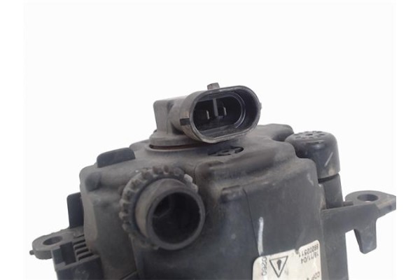 Recambio de faro antiniebla para ford fiesta (cbk) referencia OEM IAM 2N1115201A 89202511 