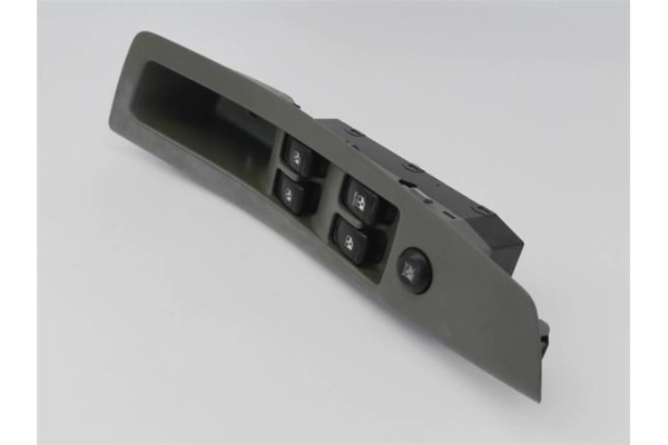 Recambio de mando elevalunas delantero izquierdo para chevrolet nubira wagon 2.0 cdx referencia OEM IAM 612W21000  